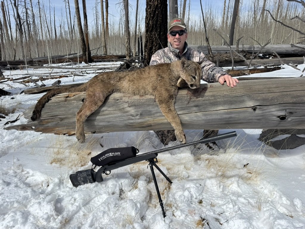 rco-snow-lion-hunter-log-rifle.jpg